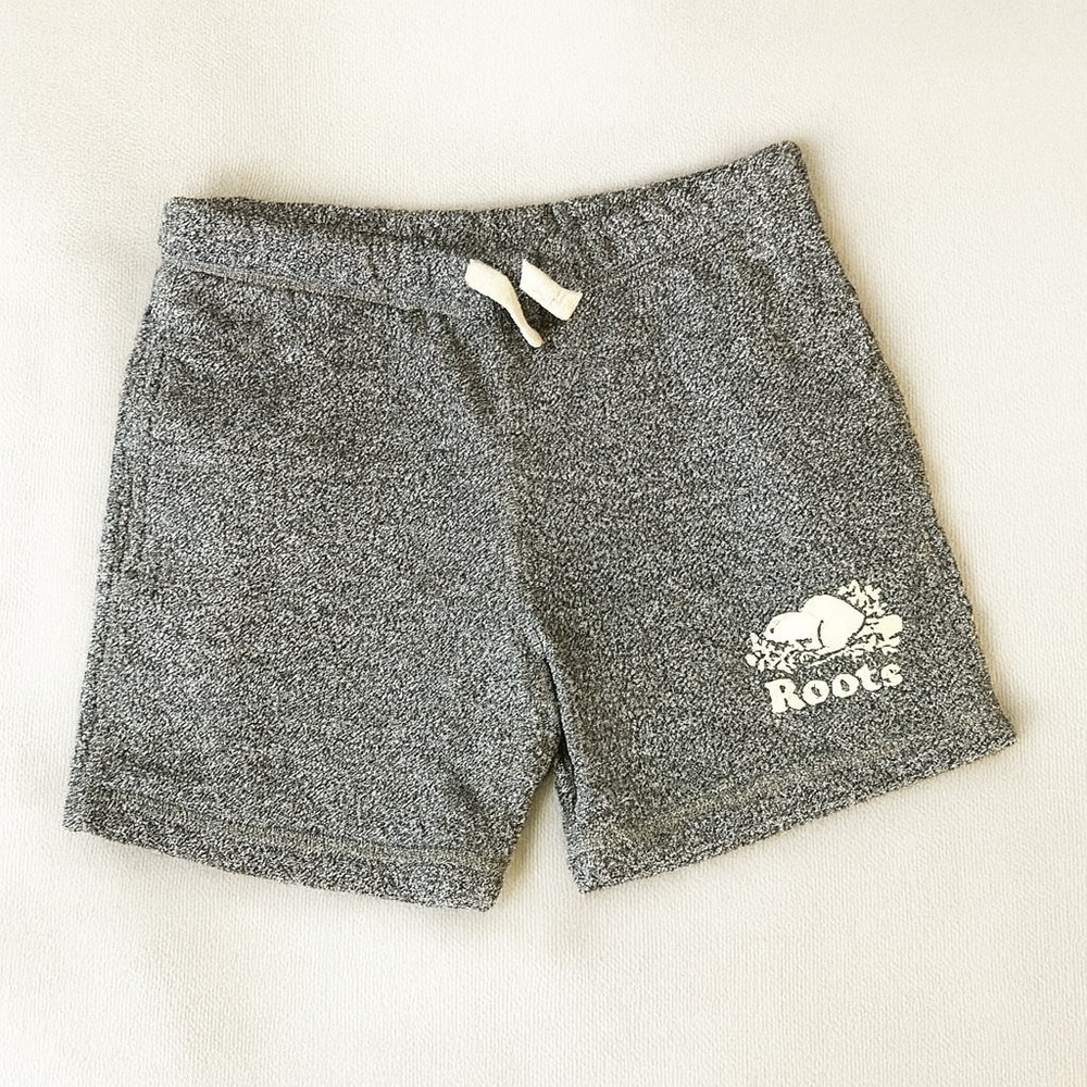 Roots kids size 12 shorts in salt and pepper - new condition.